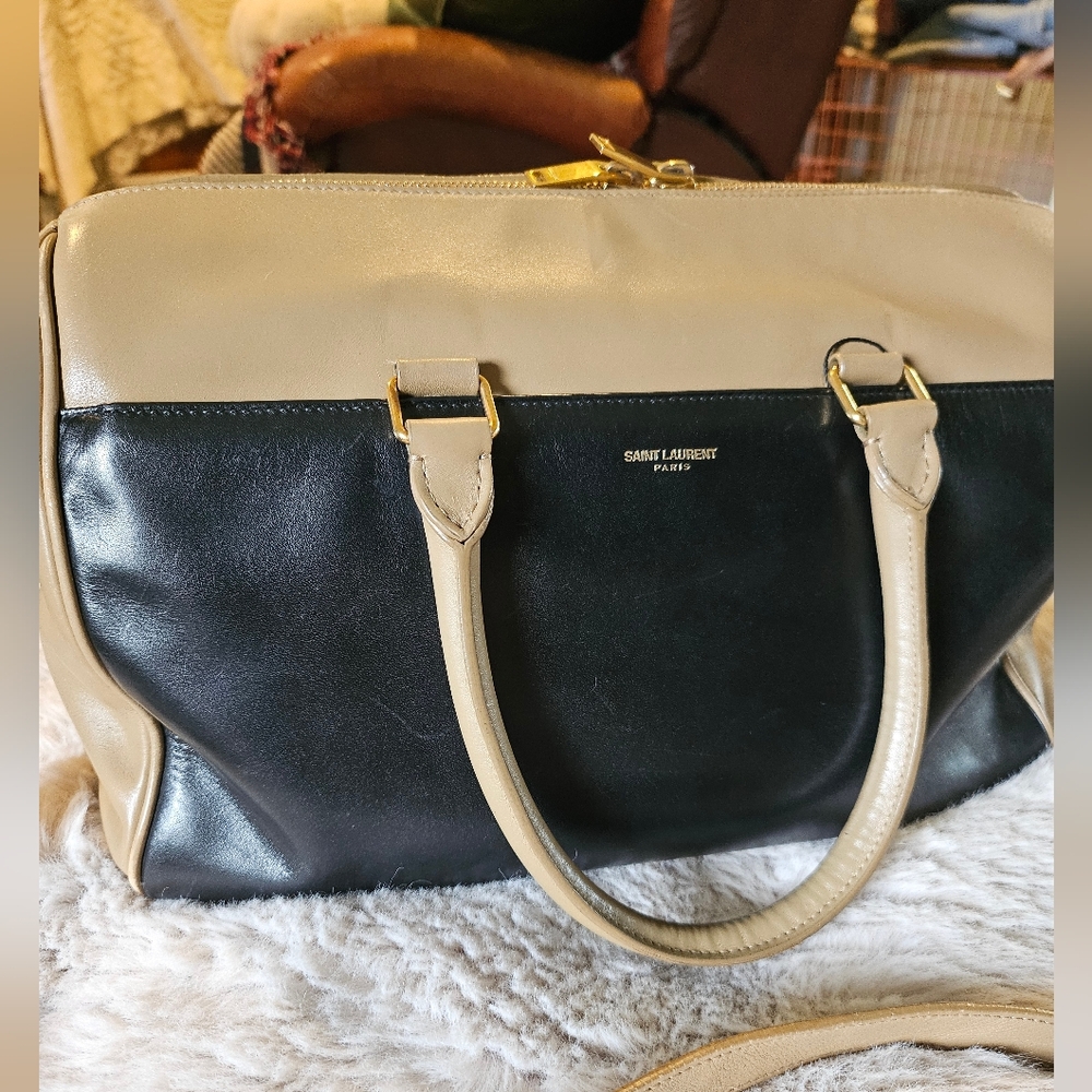 SAINT LAURENT Classic Duffel 12. Black And Tan Calfskin‎ Leather